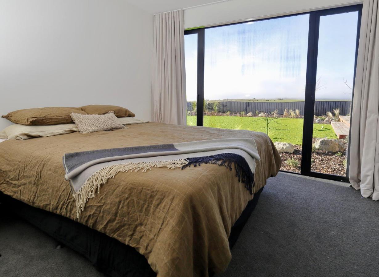 Lake House - Te Anau Holiday Home ภายนอก รูปภาพ