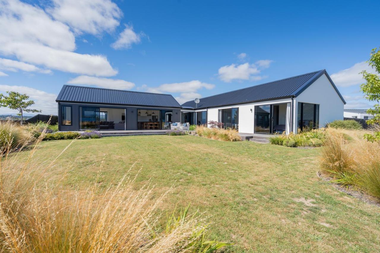 Lake House - Te Anau Holiday Home ภายนอก รูปภาพ