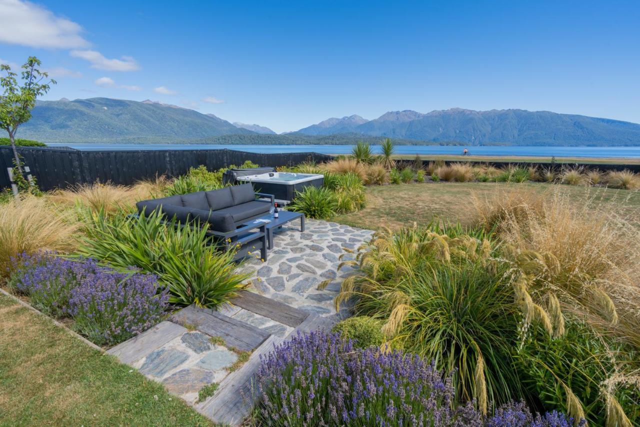 Lake House - Te Anau Holiday Home ภายนอก รูปภาพ