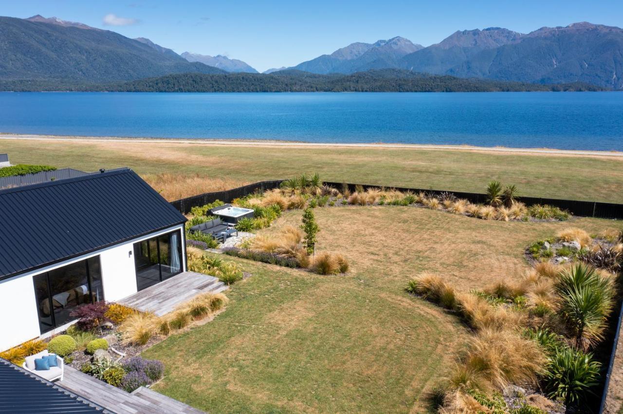 Lake House - Te Anau Holiday Home ภายนอก รูปภาพ